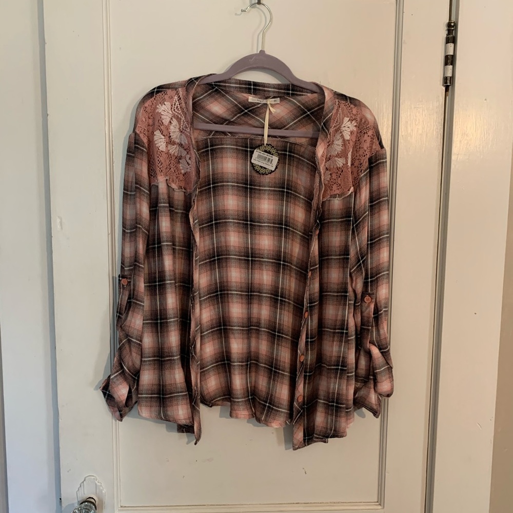 Button down top - Picture 6 of 9